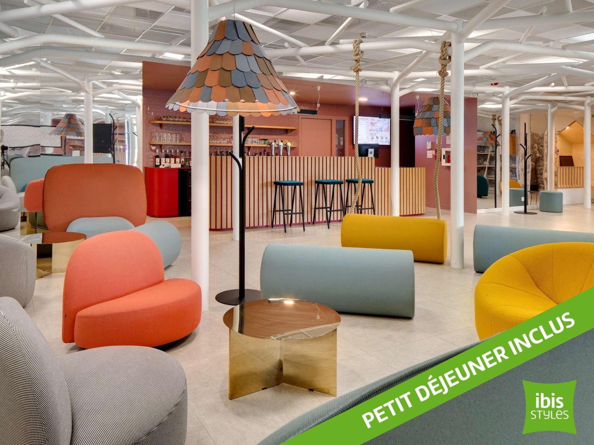 Hotel Ibis Styles Montargis Arboria Pannes  Exterior photo