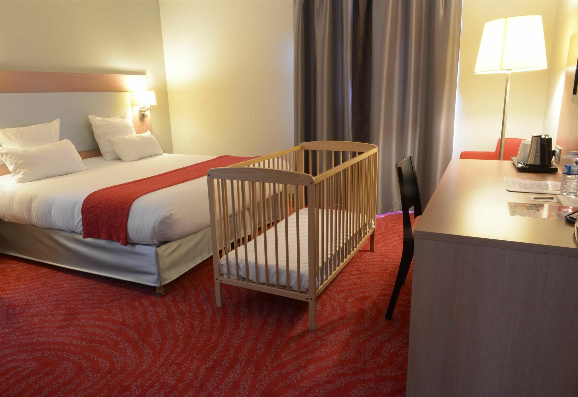 Hotel Ibis Styles Montargis Arboria Pannes  Exterior photo
