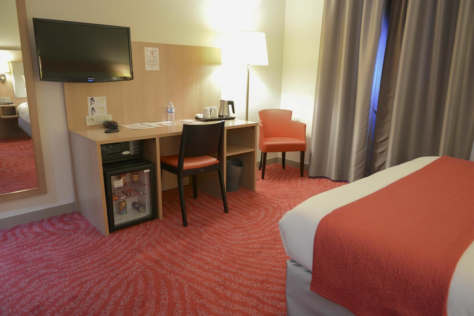 Hotel Ibis Styles Montargis Arboria Pannes  Exterior photo